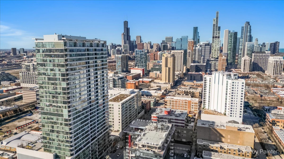 1720 S Michigan Avenue Unit: 1412