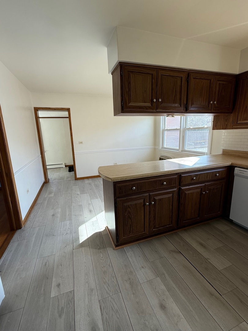 8527 W Berwyn Avenue Unit: 2