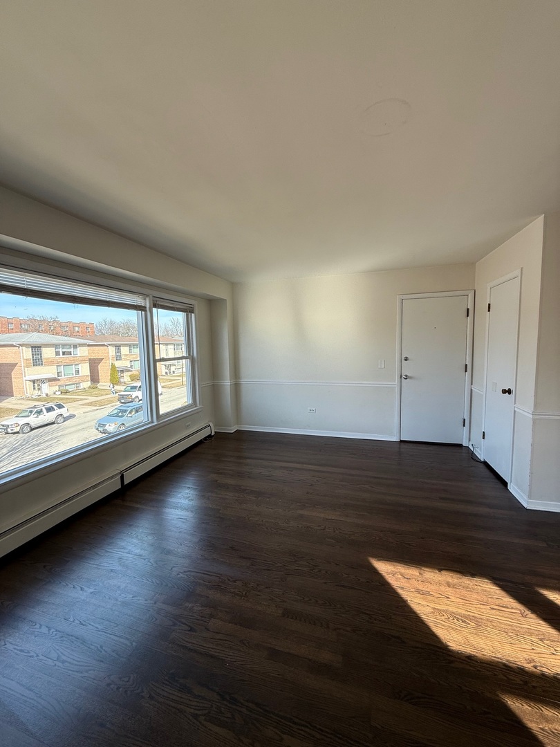 8527 W Berwyn Avenue Unit: 2