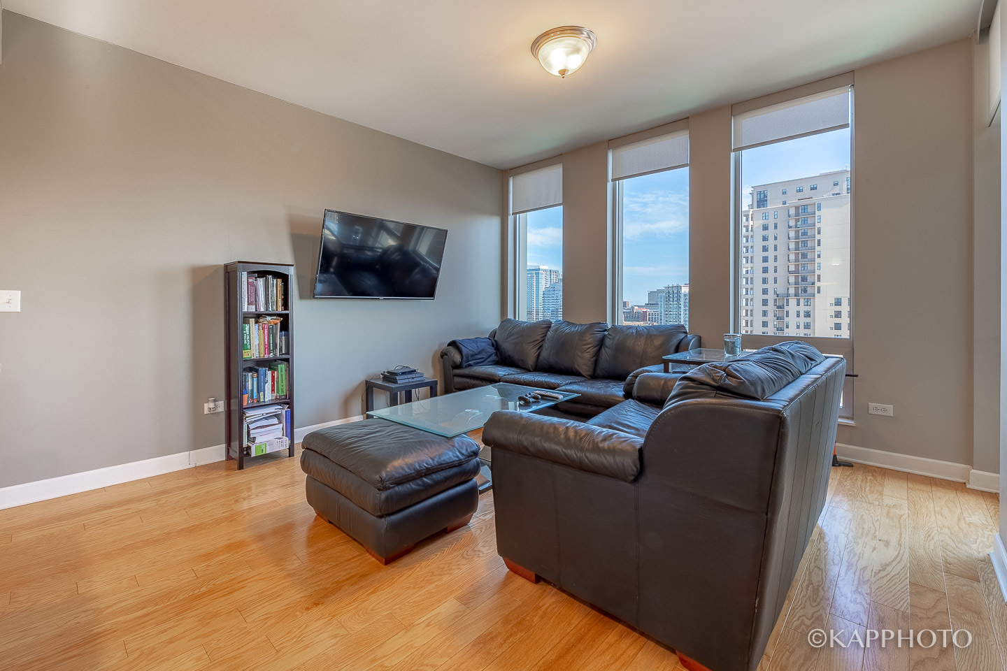 1400 S Michigan Avenue Unit: 1610