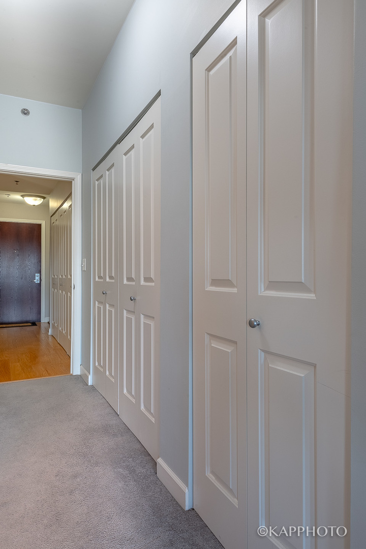 1400 S Michigan Avenue Unit: 1610