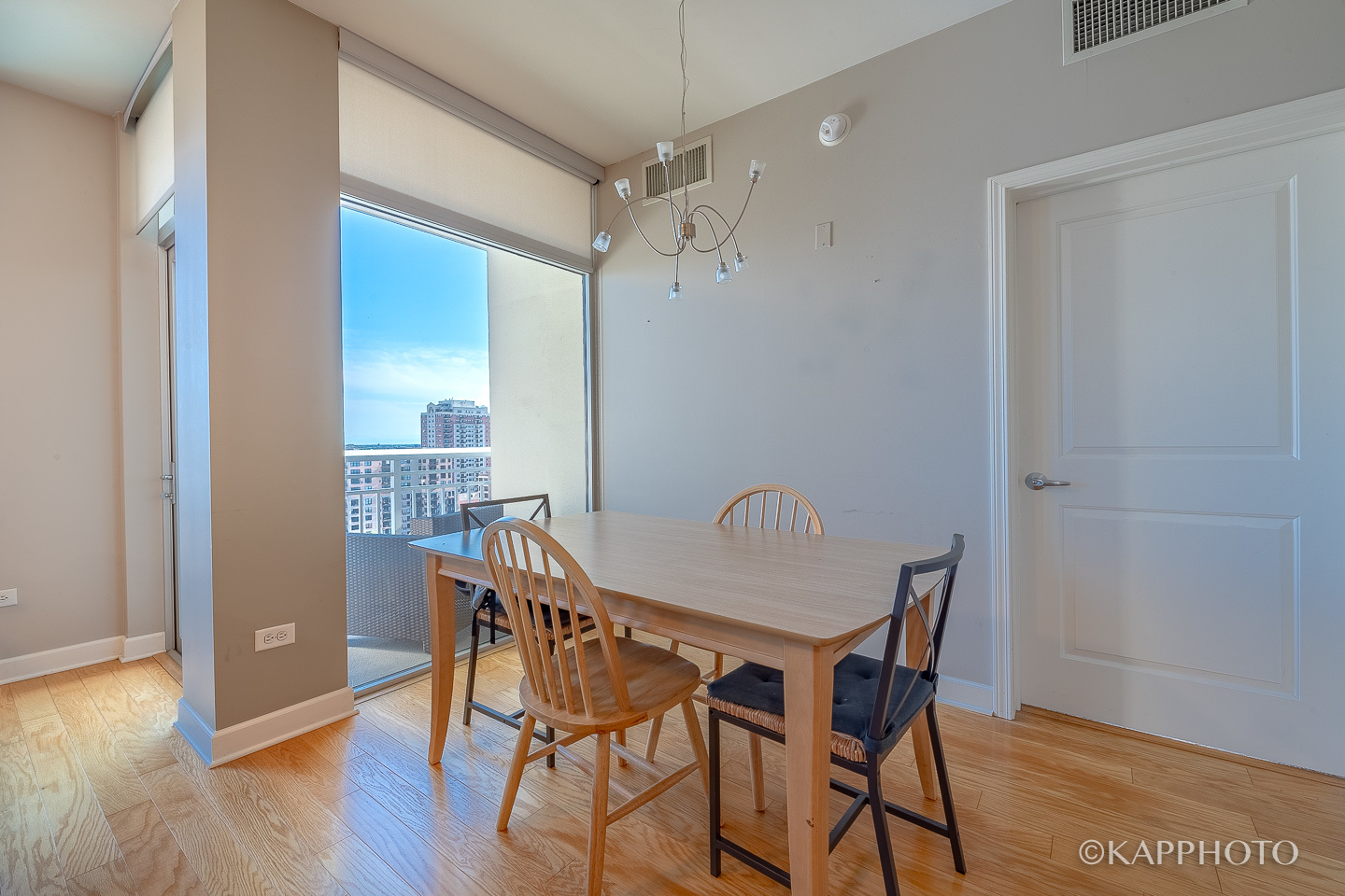 1400 S Michigan Avenue Unit: 1610