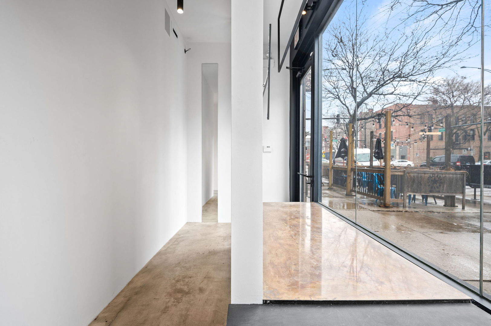 1751 W Division Street Unit: C-1W