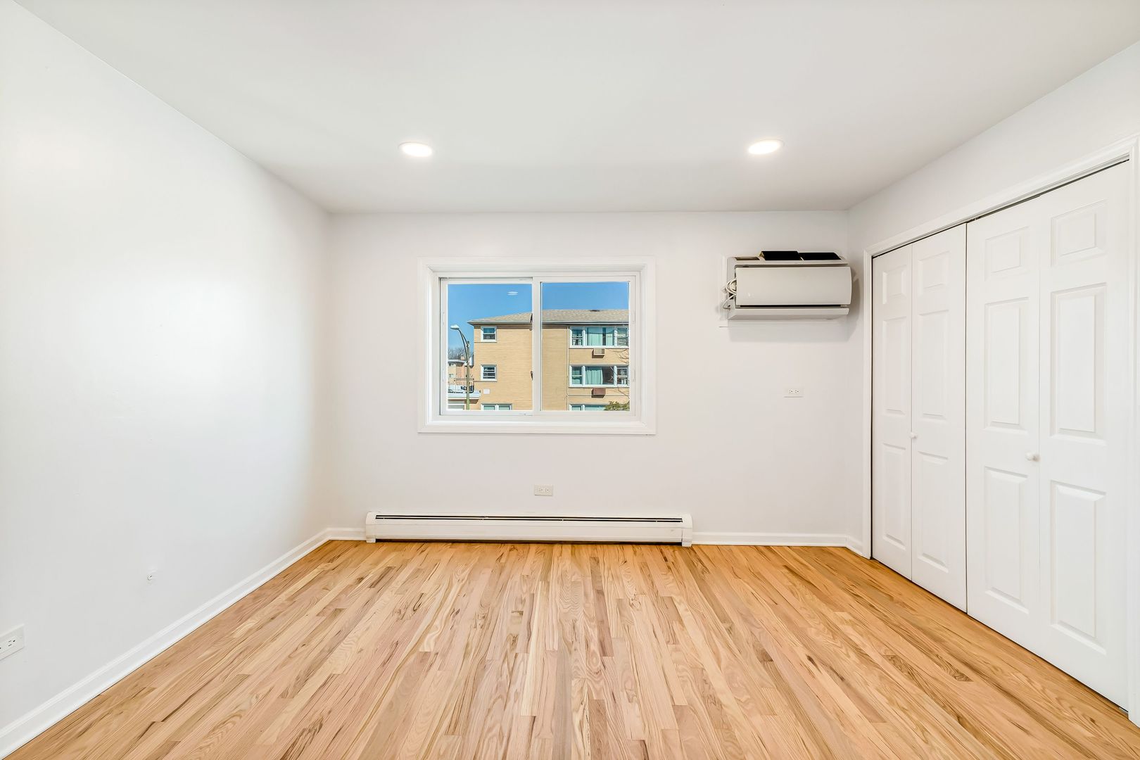 5159 N East River Road Unit: 207D