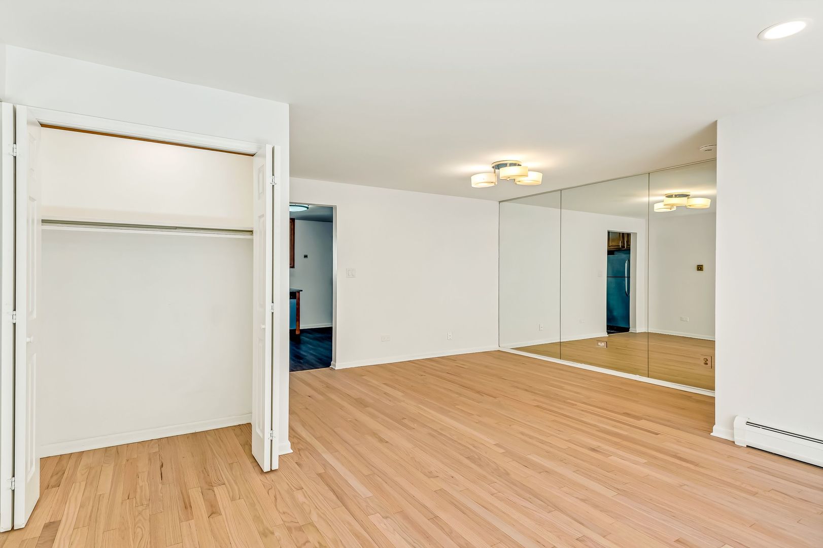 5159 N East River Road Unit: 207D