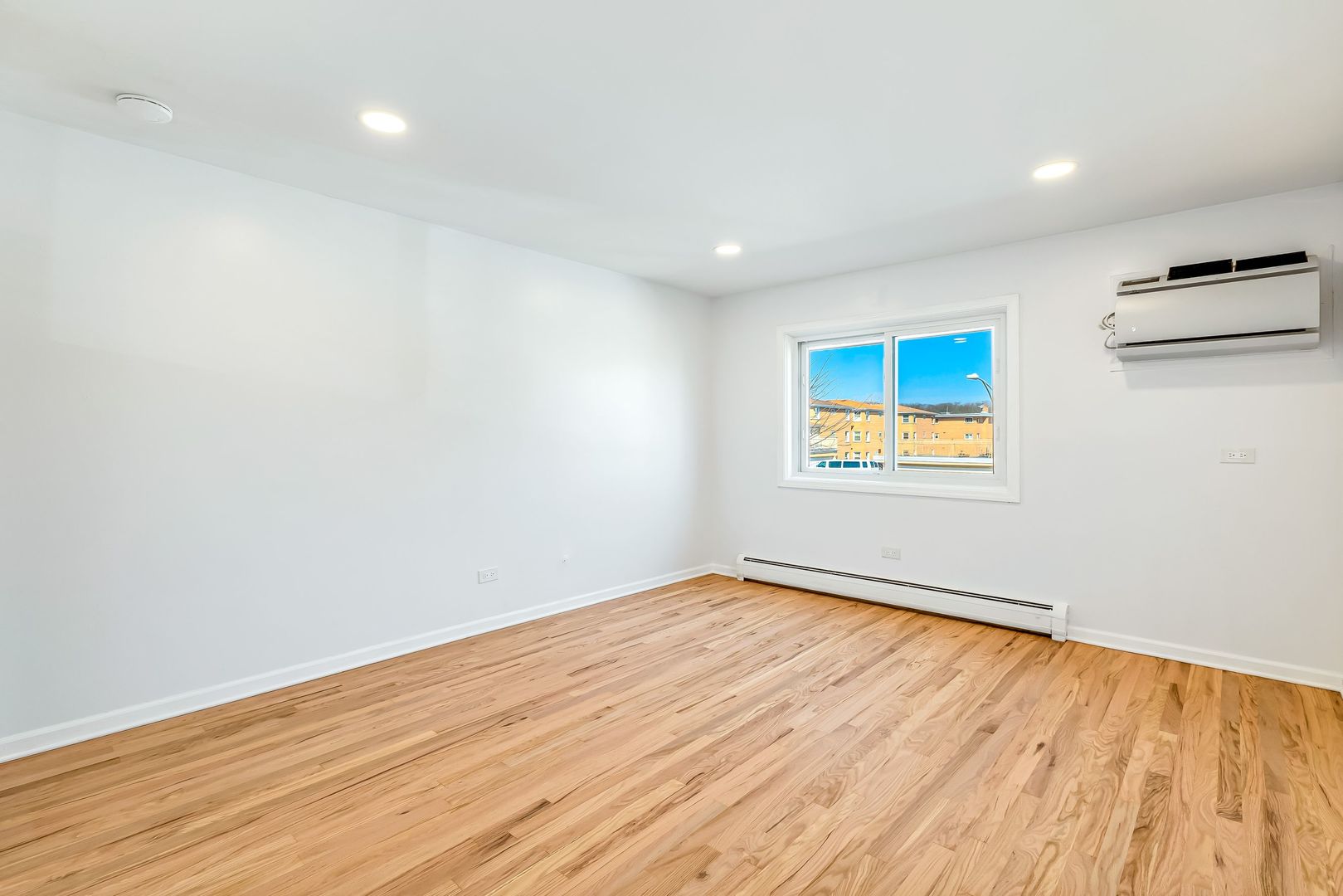 5159 N East River Road Unit: 207D