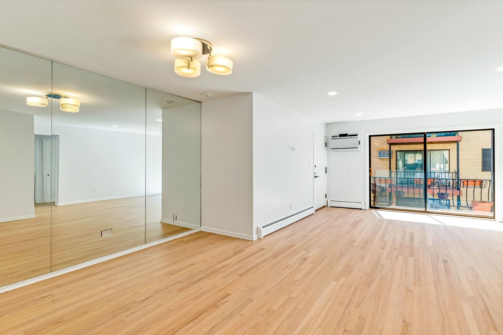 5159 N East River Road Unit: 207D