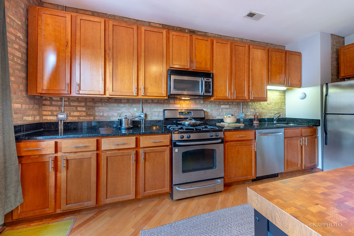 1622 W Columbia Avenue Unit: 3N