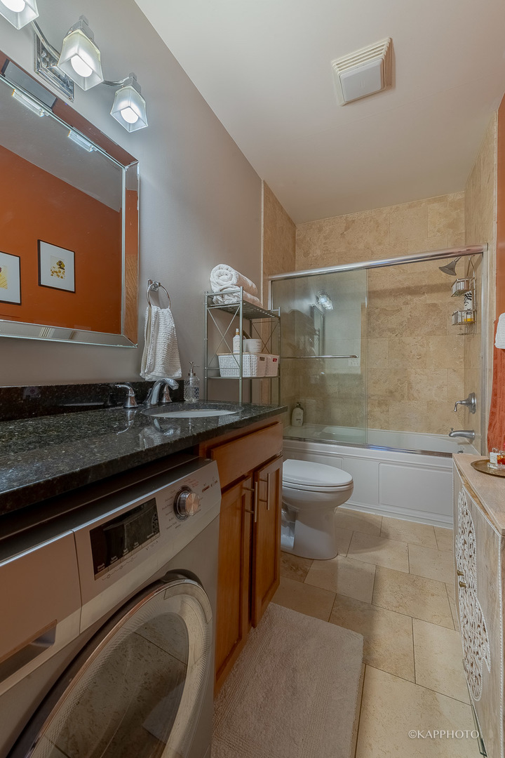 1622 W Columbia Avenue Unit: 3N