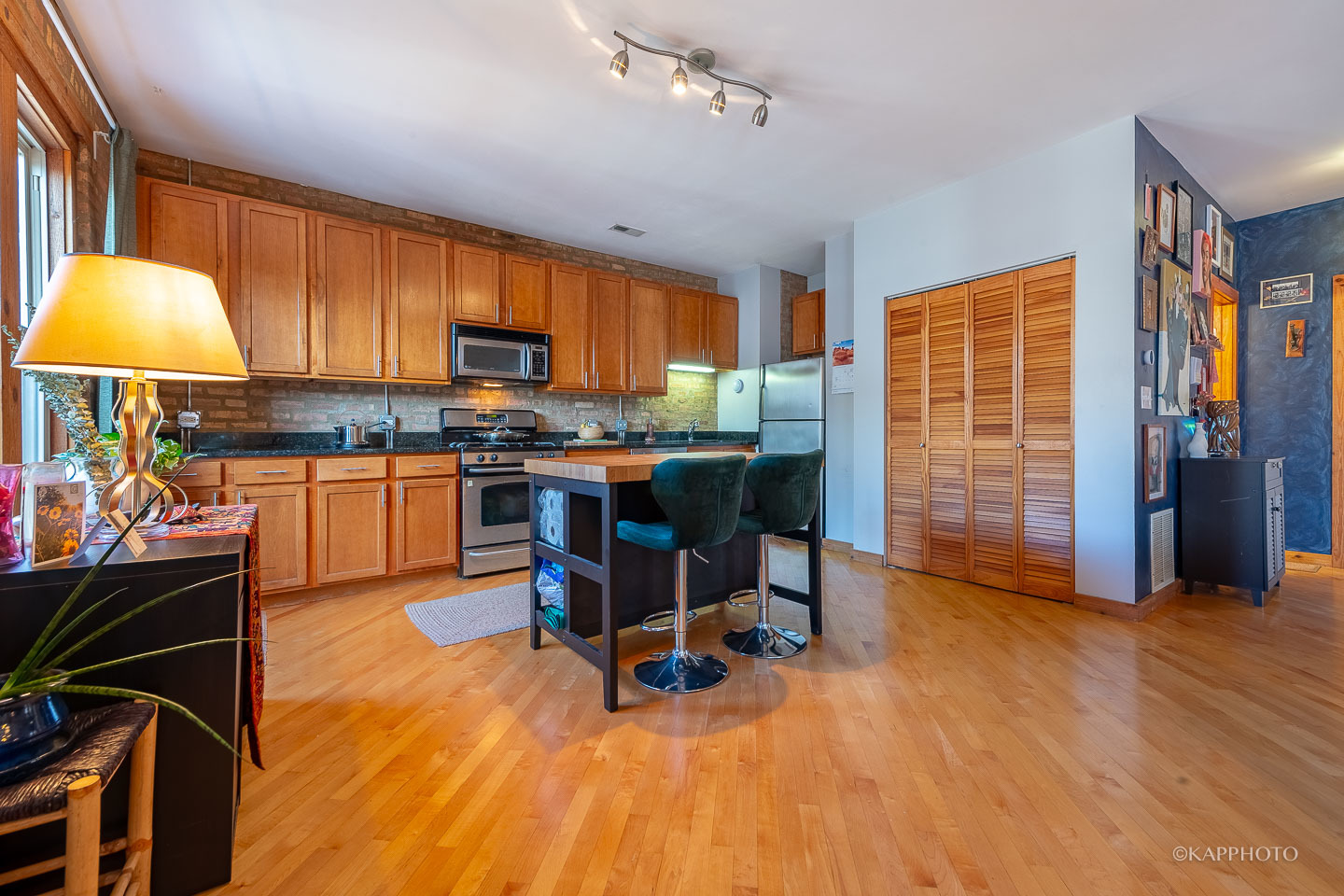 1622 W Columbia Avenue Unit: 3N