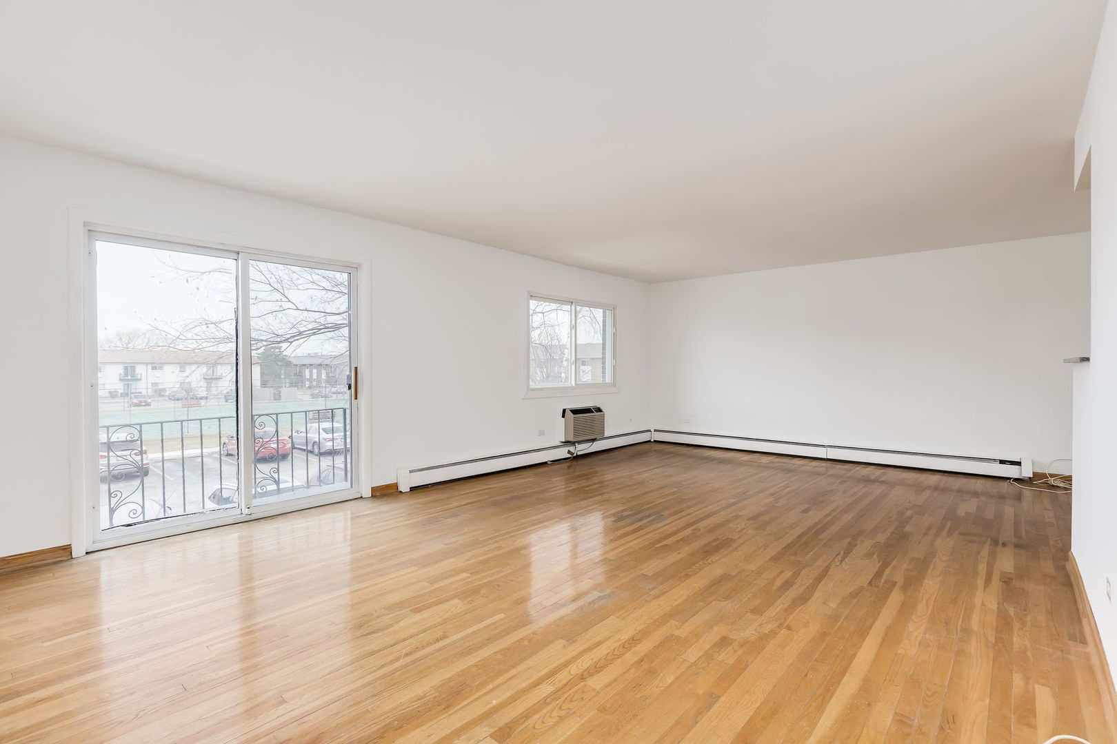 8808 N Leslie Lane Unit: 2G