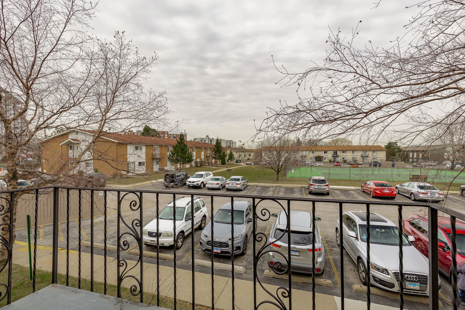 8808 N Leslie Lane Unit: 2G