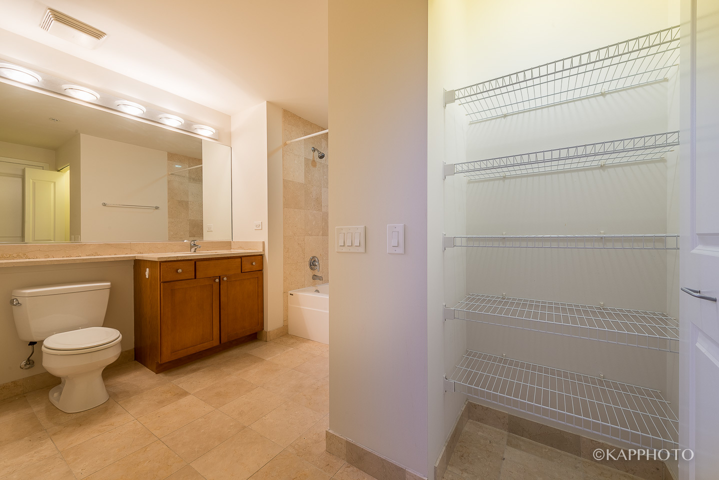 200 N Jefferson Street Unit: 1508