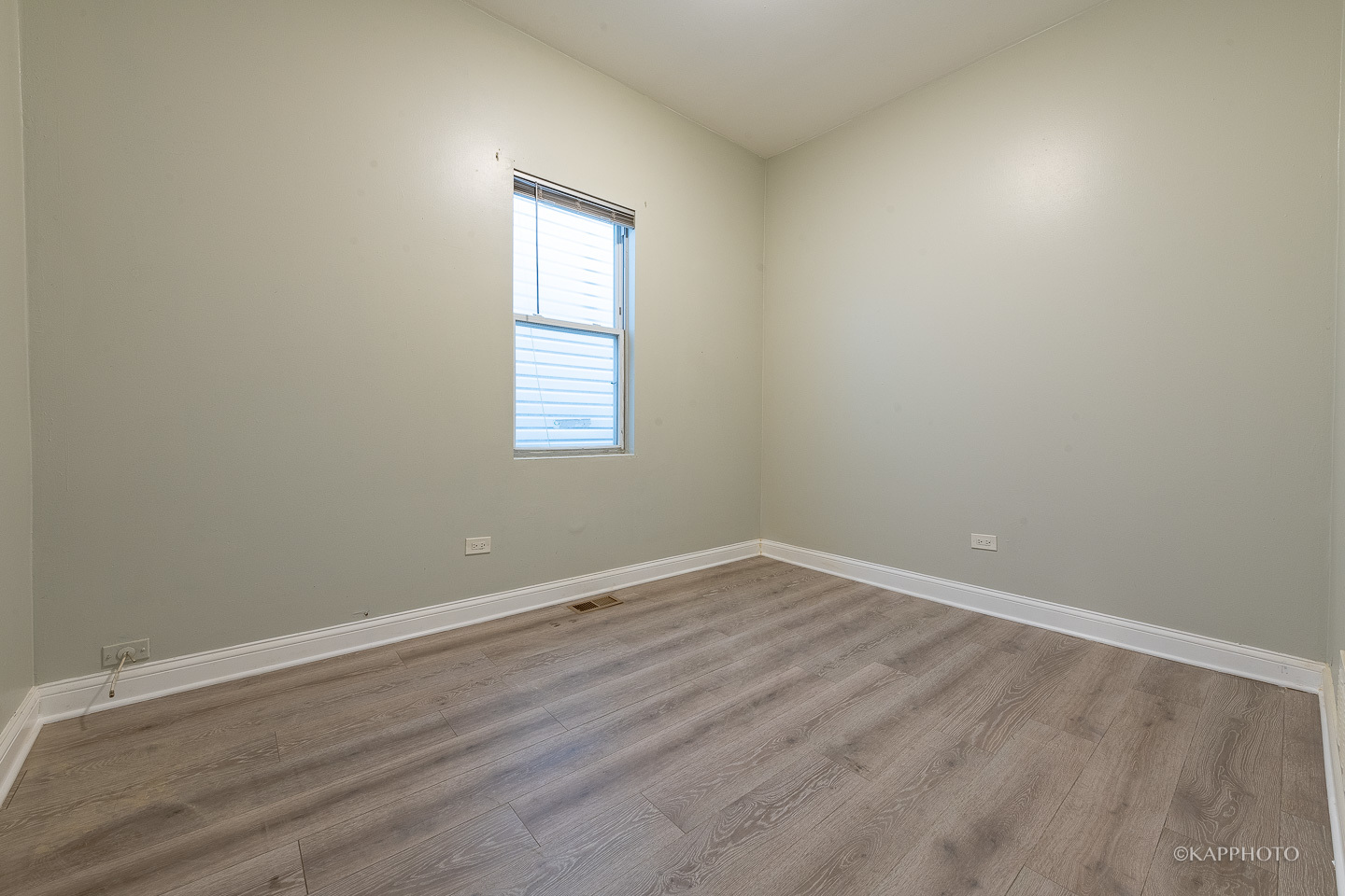 4454 S Shields Avenue