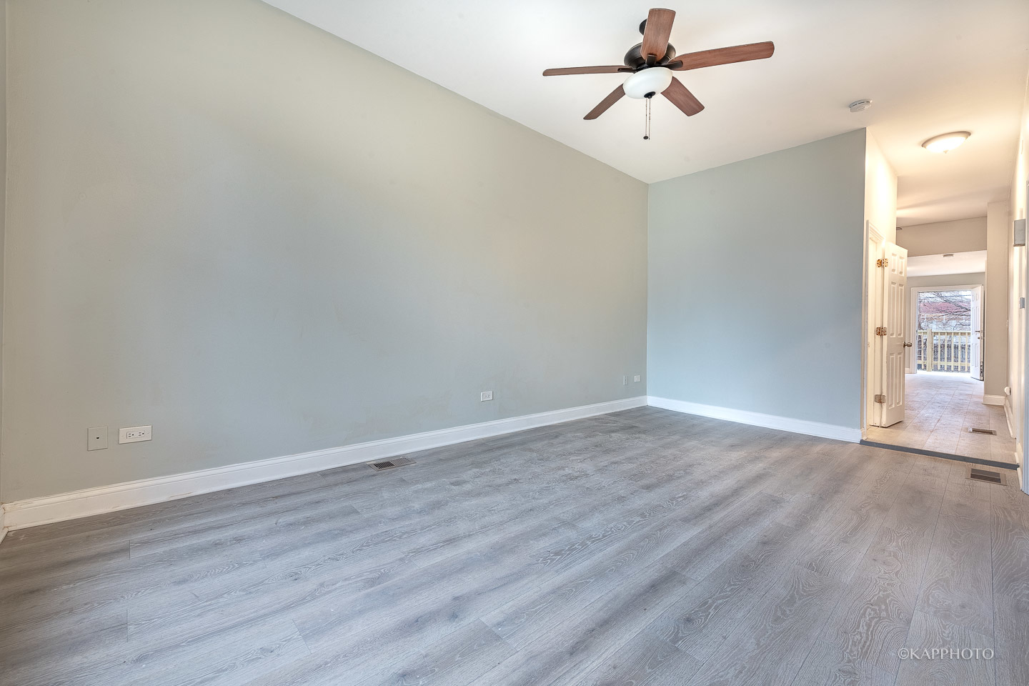 4454 S Shields Avenue