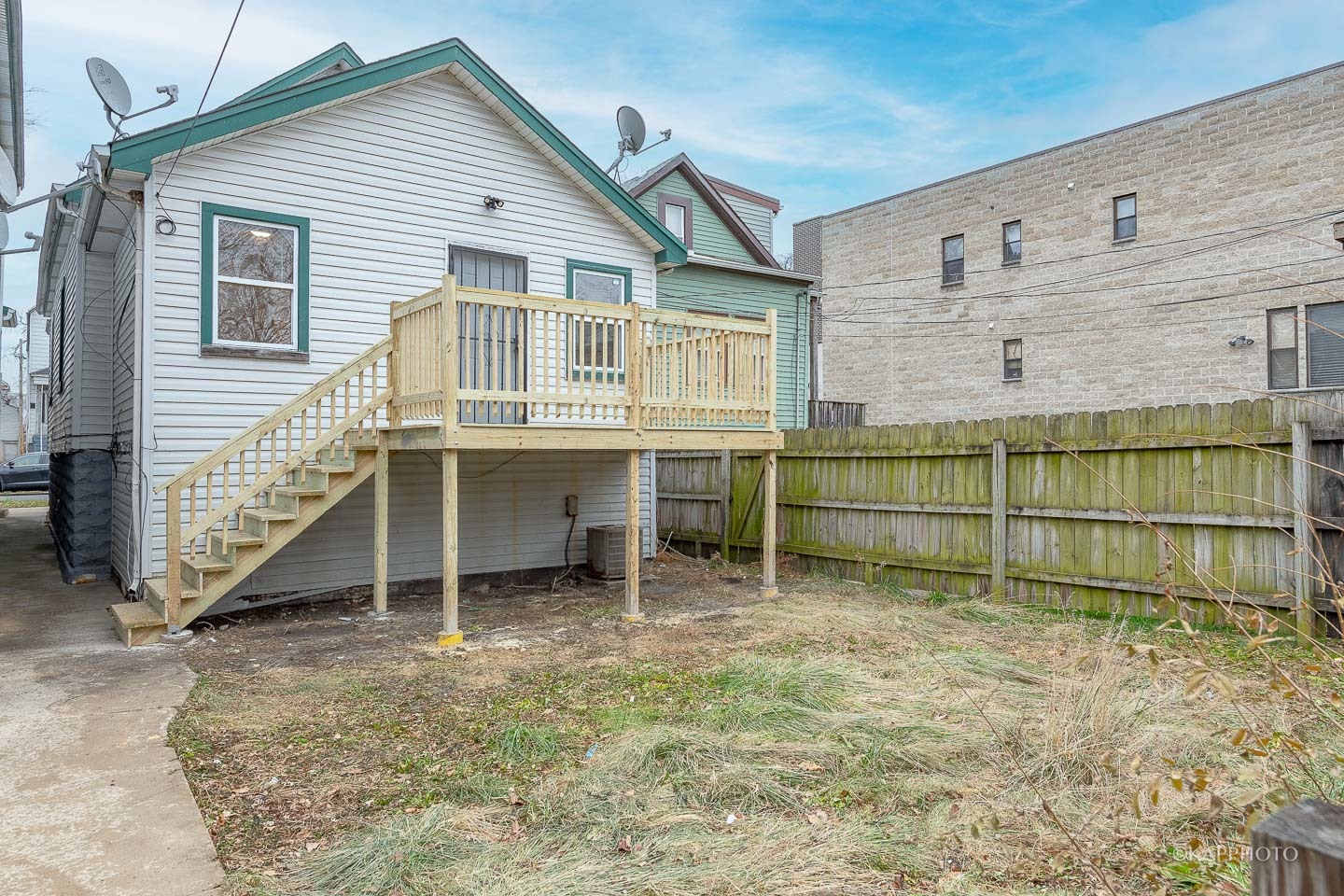 4454 S Shields Avenue