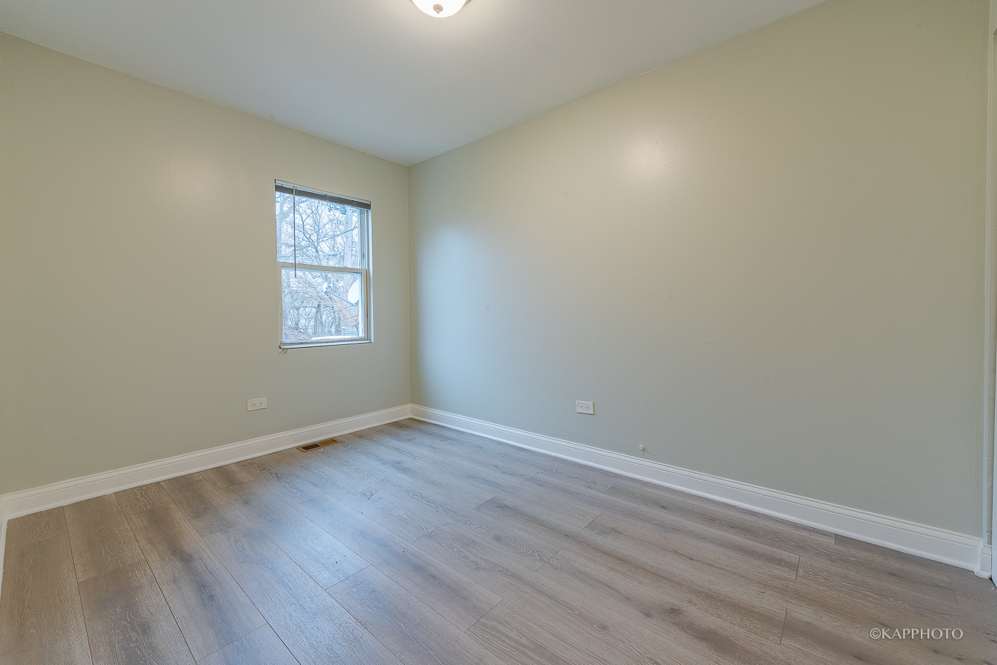 4454 S Shields Avenue