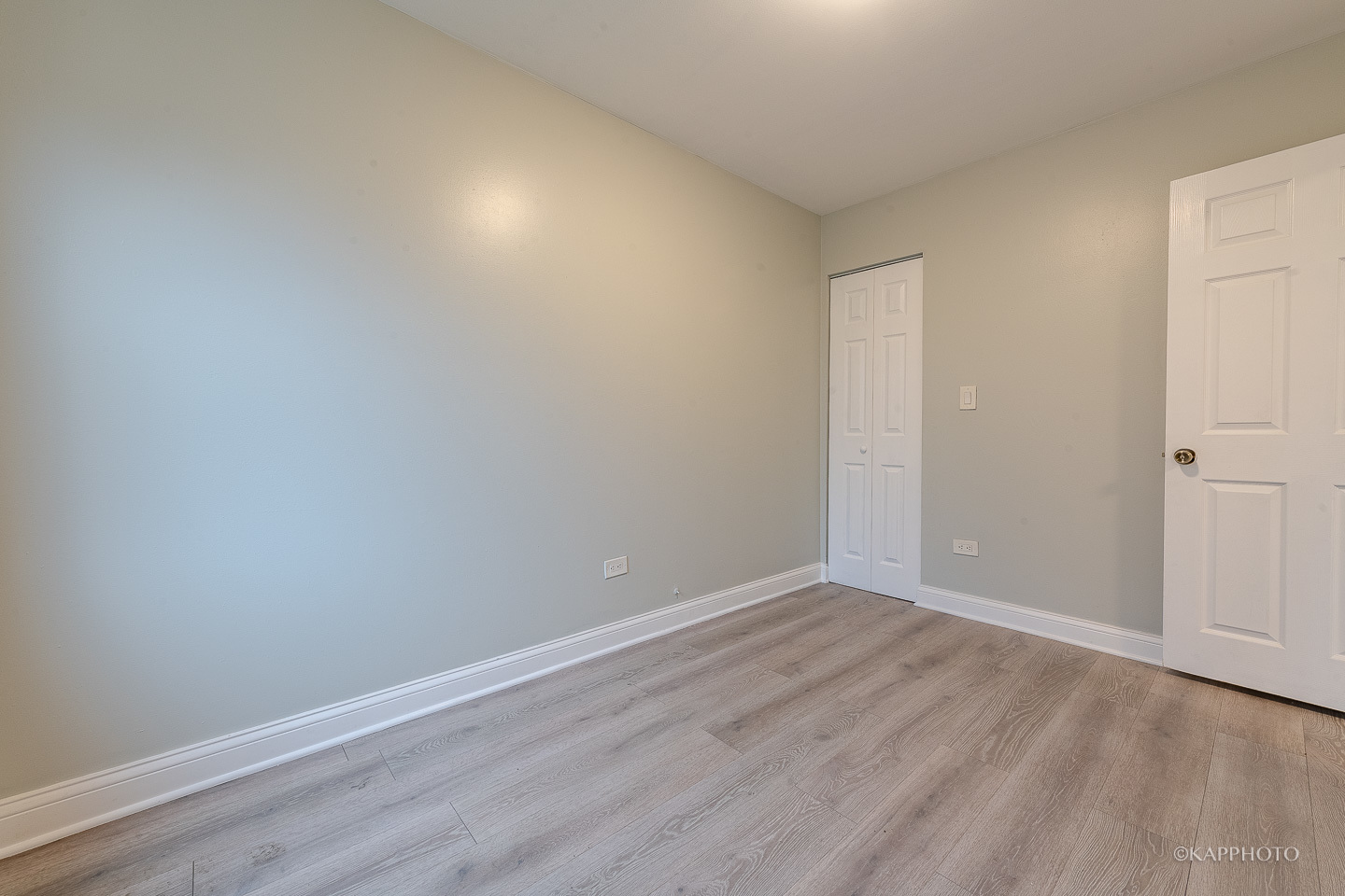 4454 S Shields Avenue