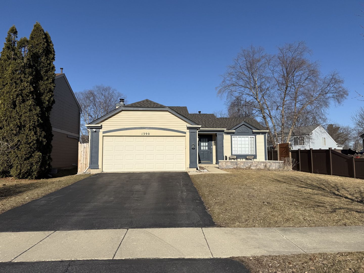 1390 Golden Oaks Parkway