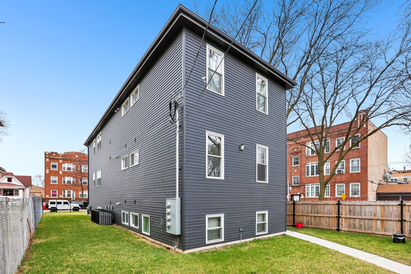 5803 W Superior Street