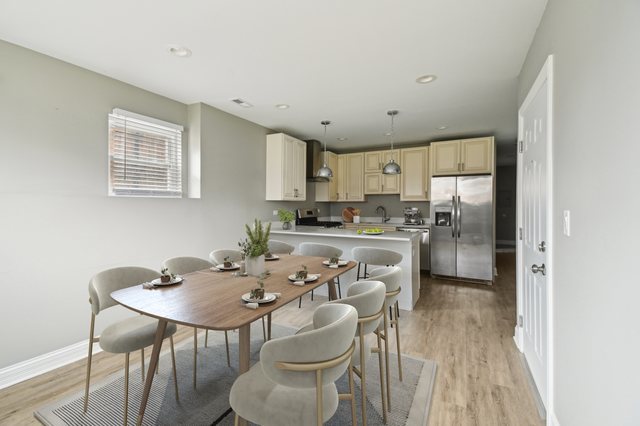 5803 W Superior Street
