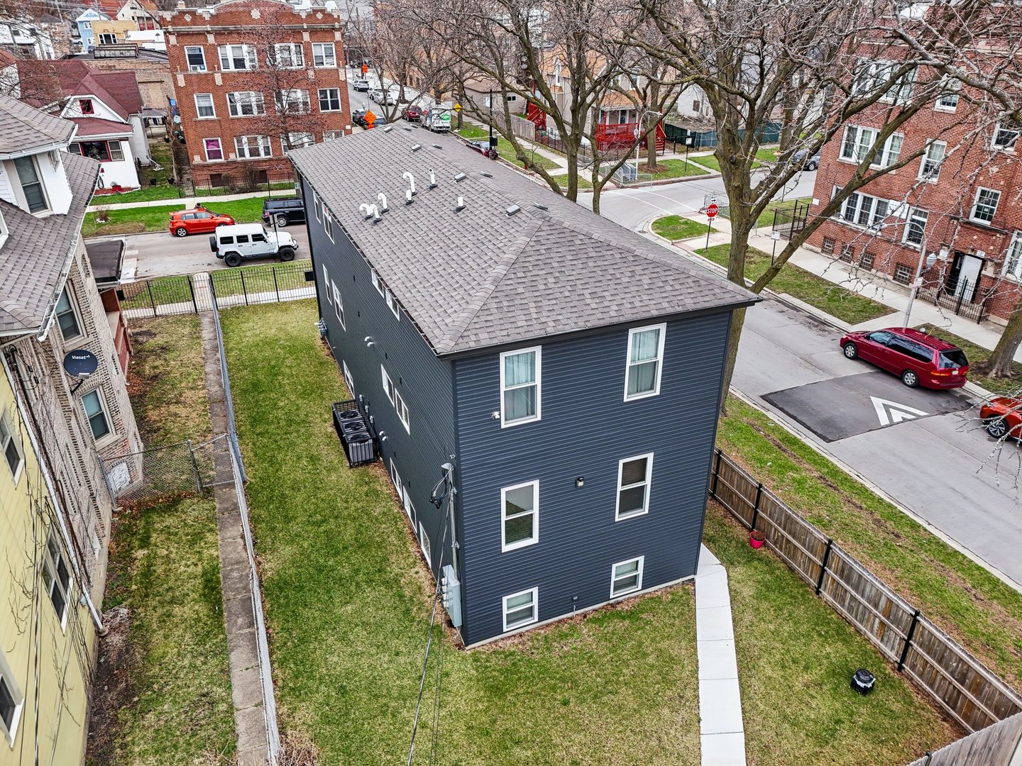 5803 W Superior Street