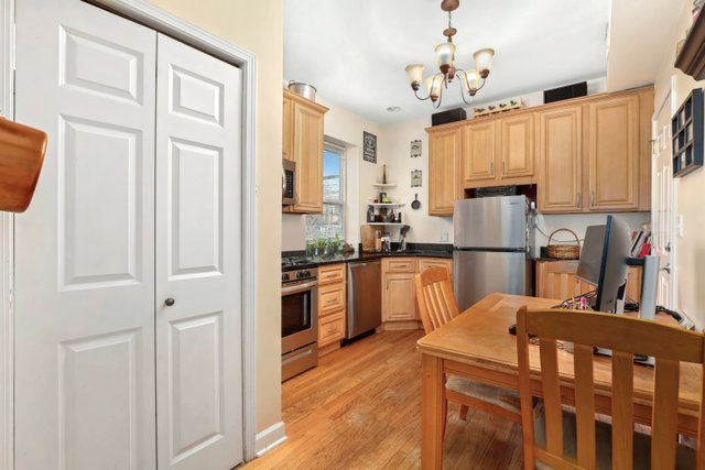 2809 W Washington Boulevard Unit: 101