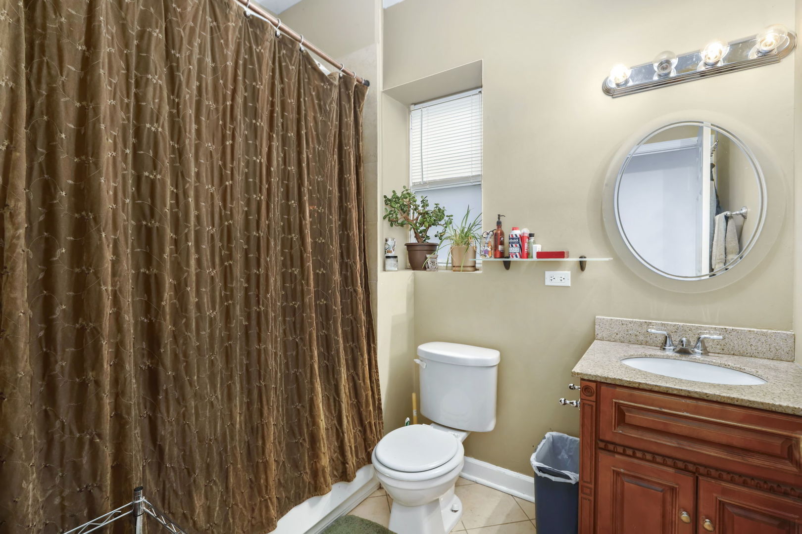 2809 W Washington Boulevard Unit: 101