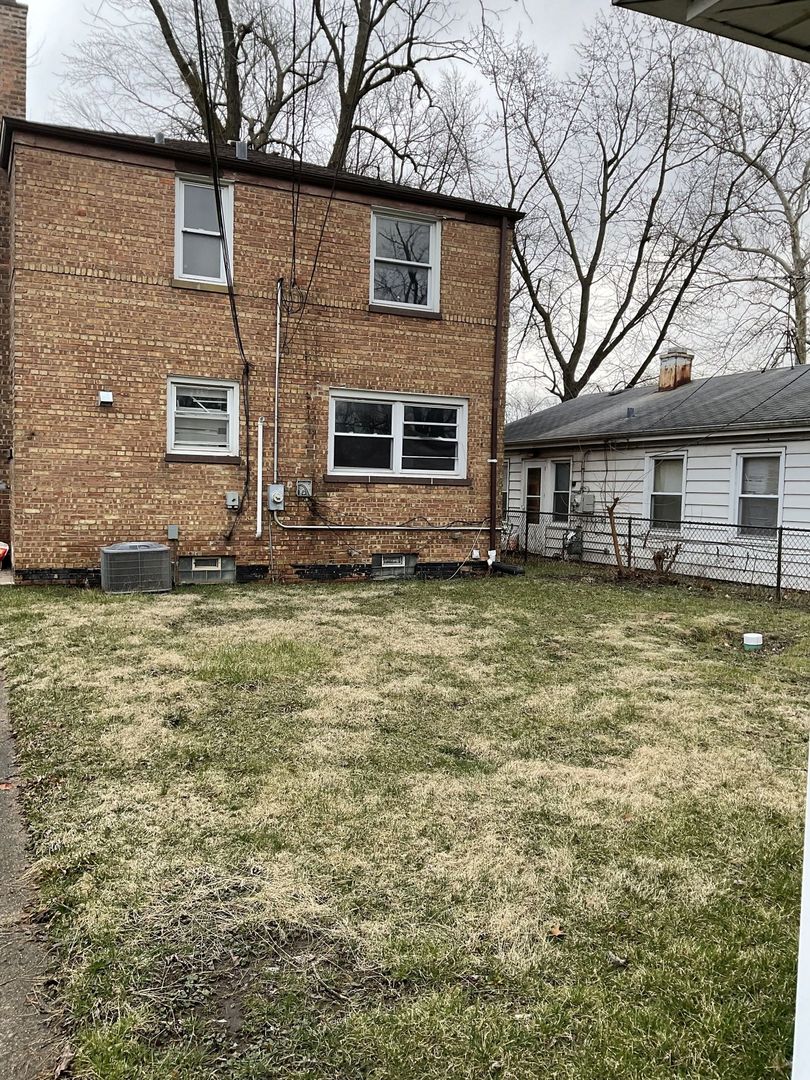16750 Orchard Ridge Avenue