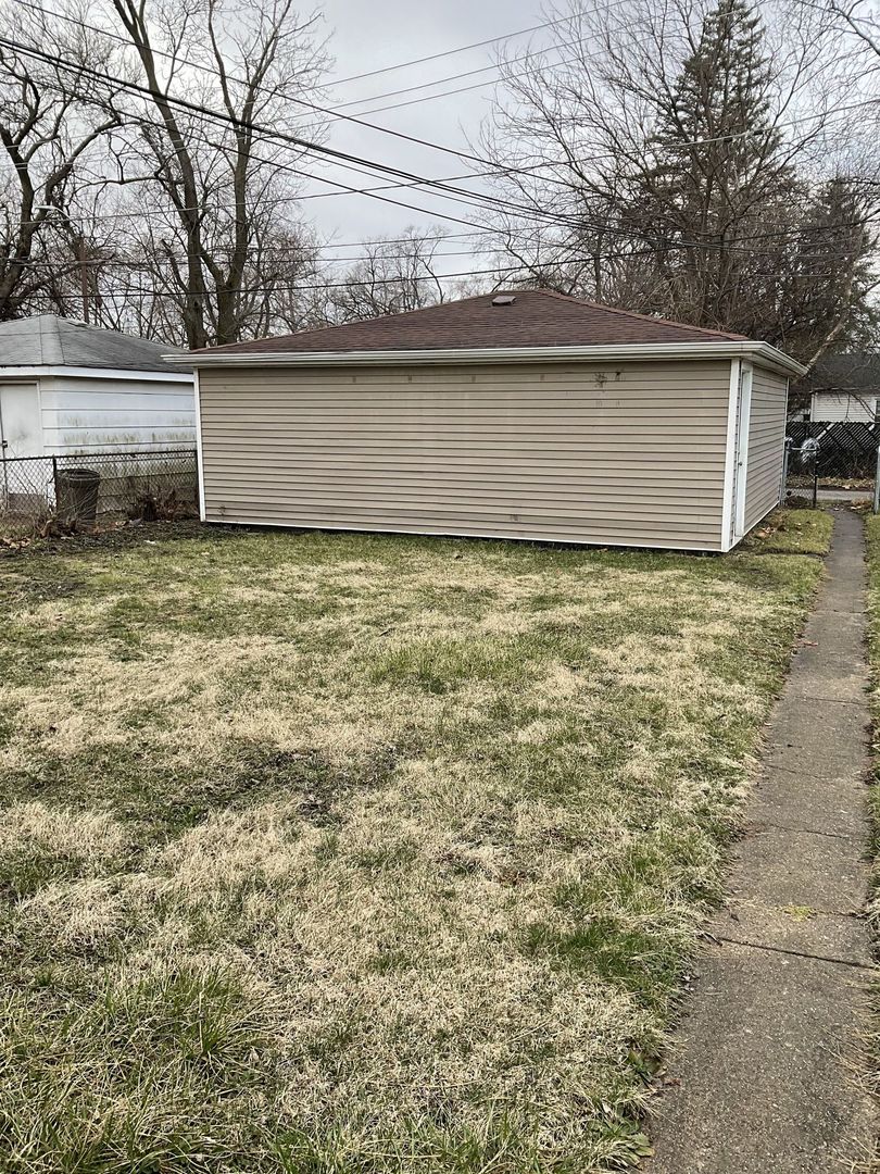16750 Orchard Ridge Avenue