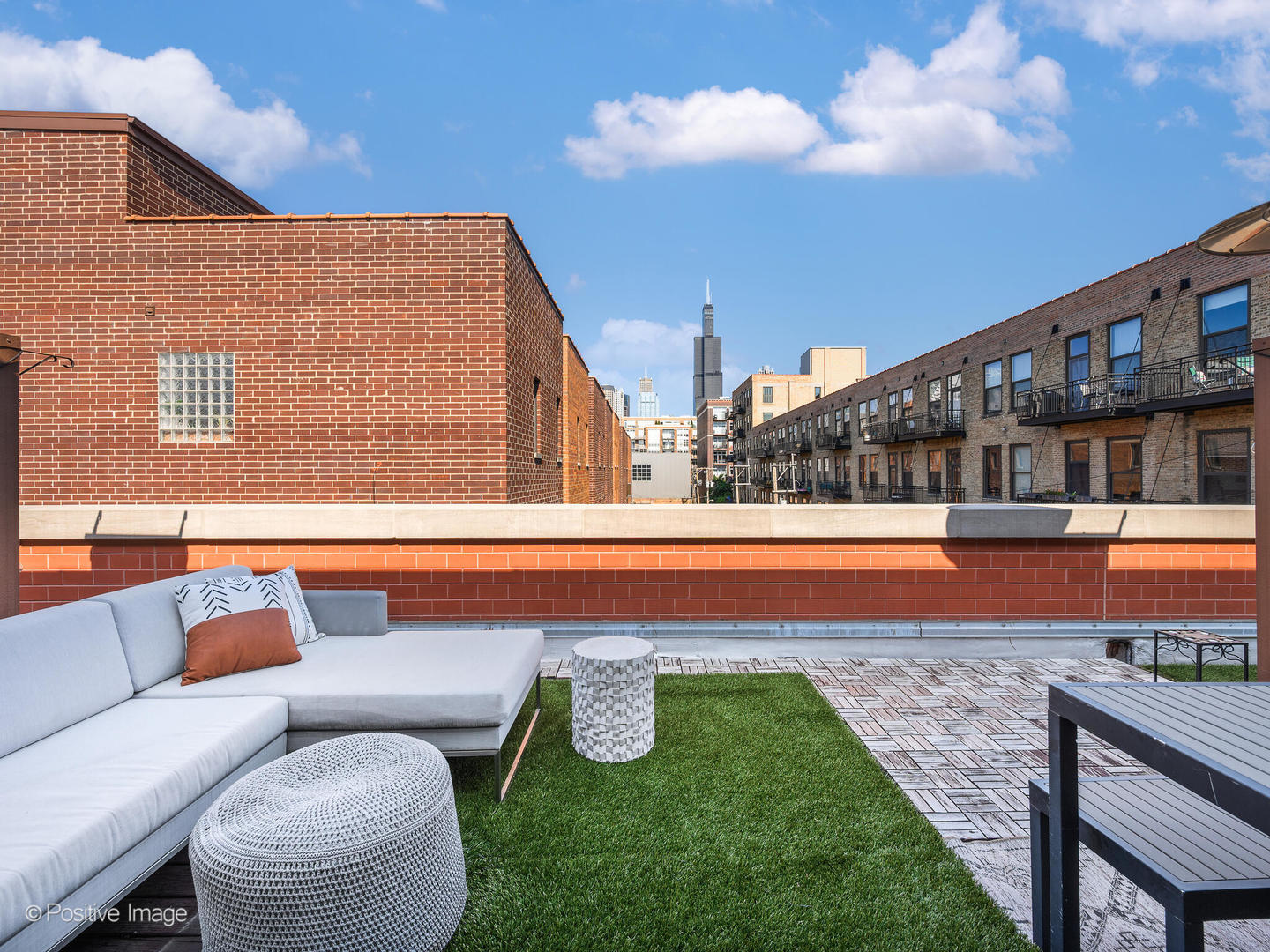 1055 W Monroe Street Unit: B