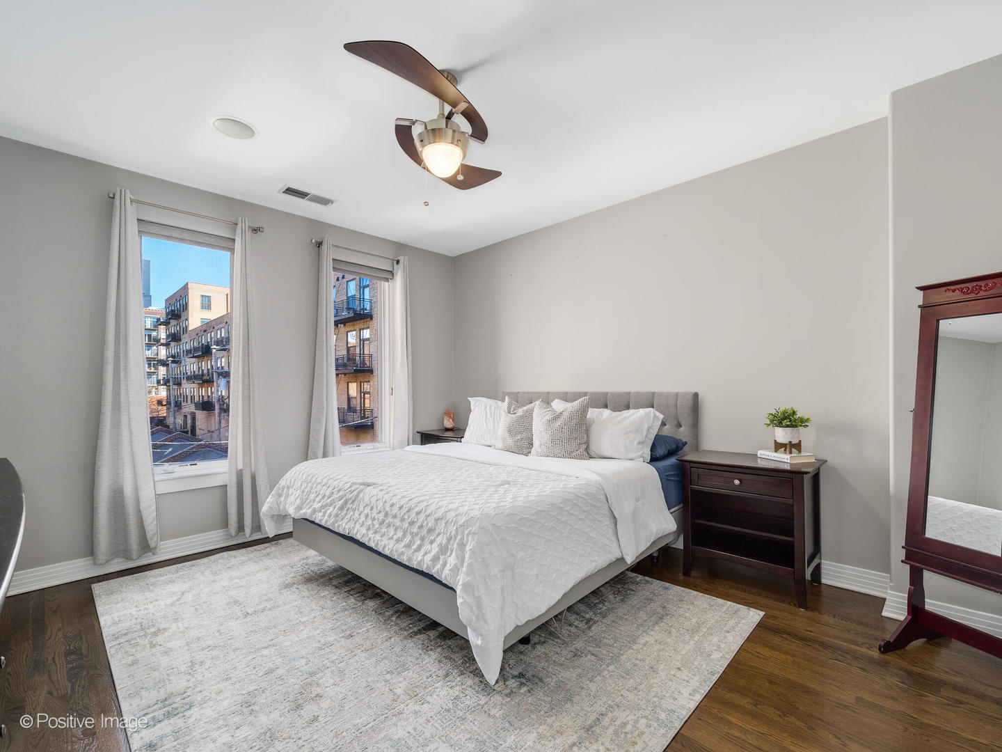 1055 W Monroe Street Unit: B