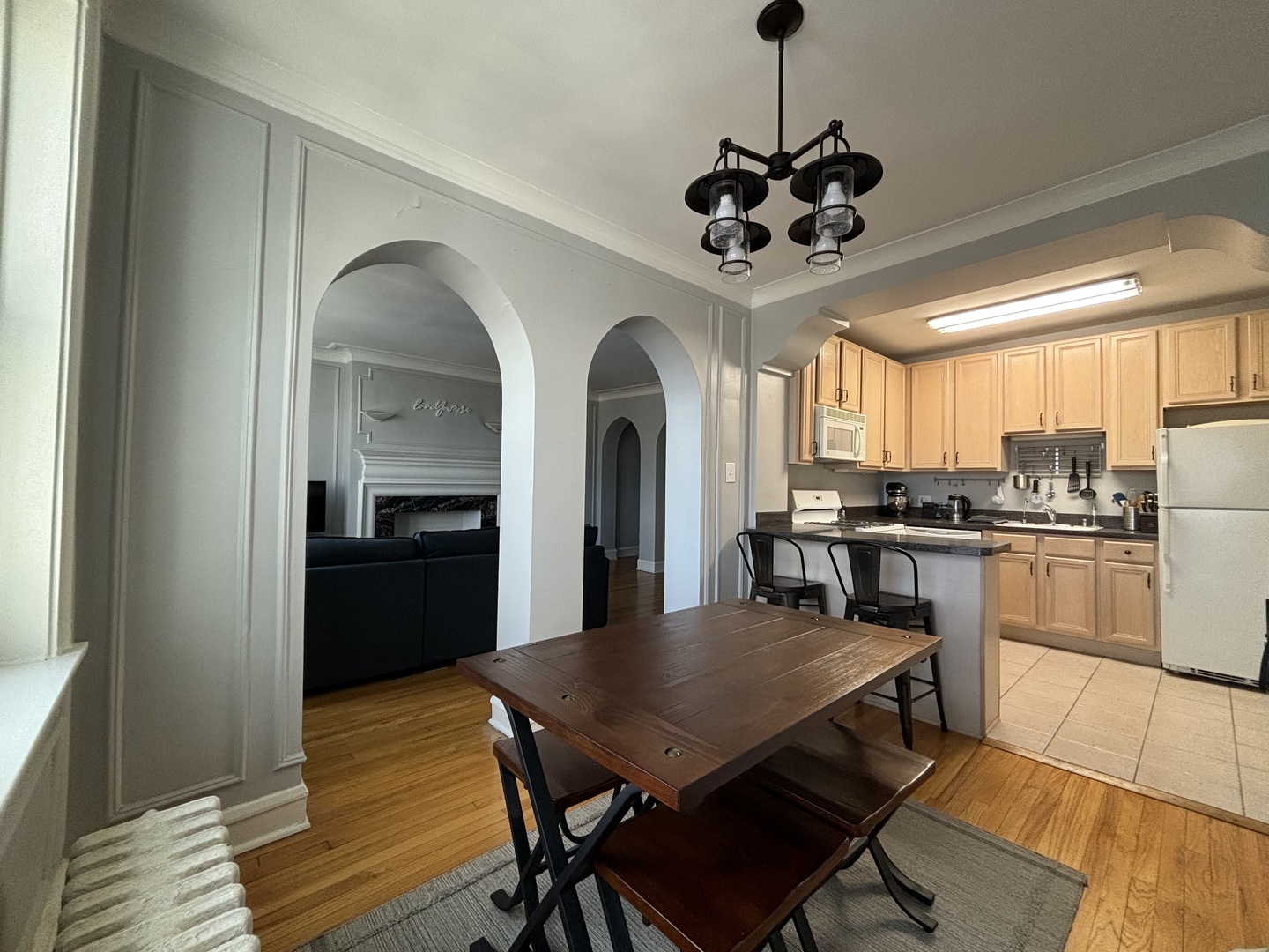 1726 W Estes Avenue Unit: 3N