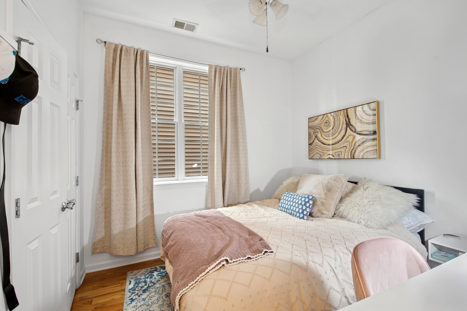 3643 W Belmont Avenue Unit: 2