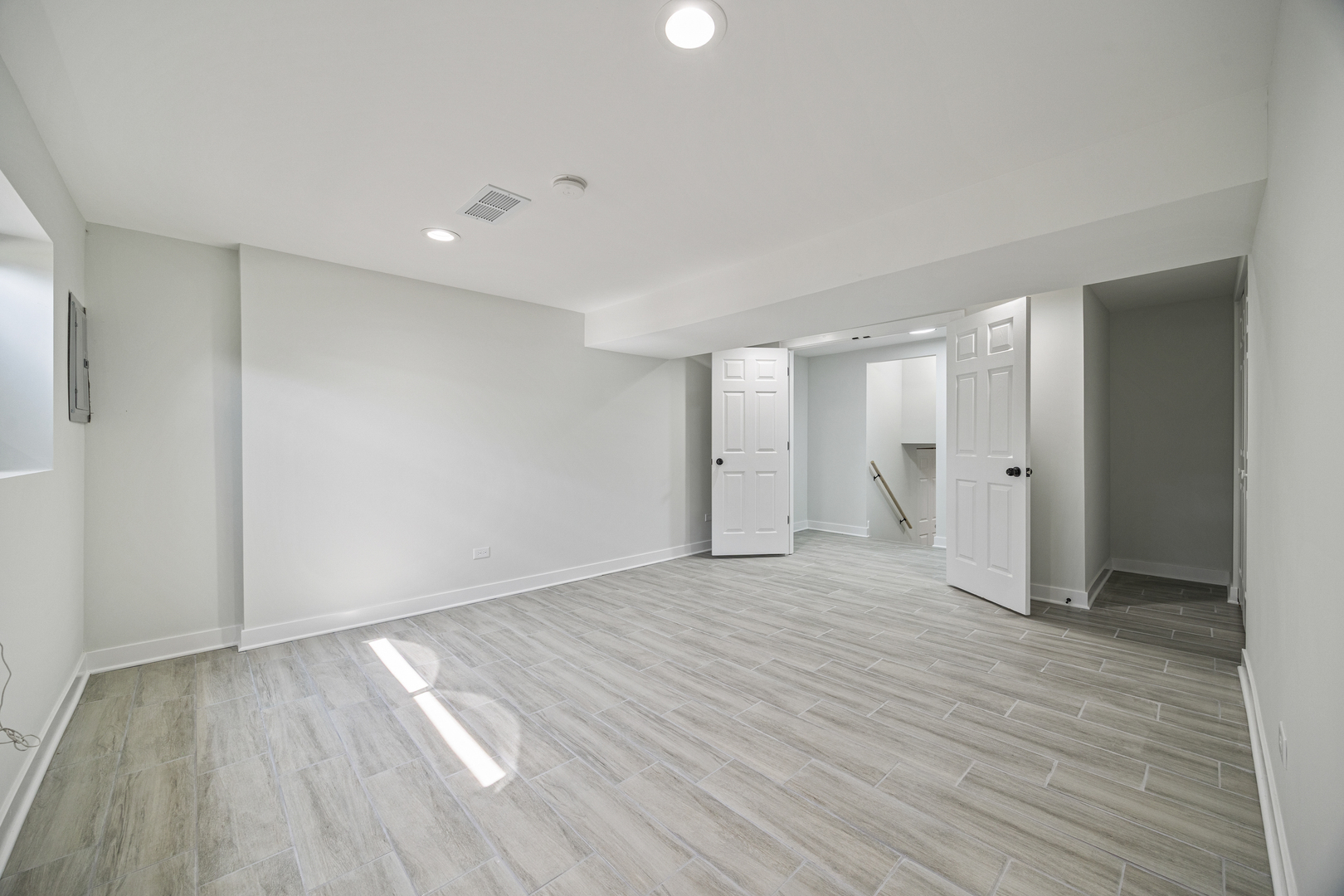 8532 S Prairie Avenue