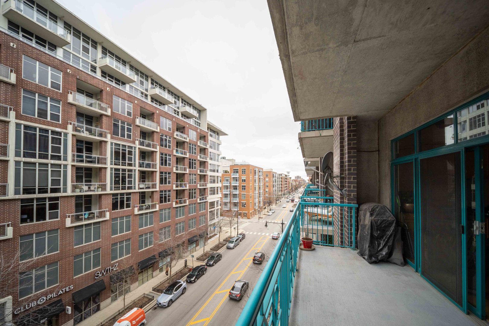 910 W Madison Street Unit: 504