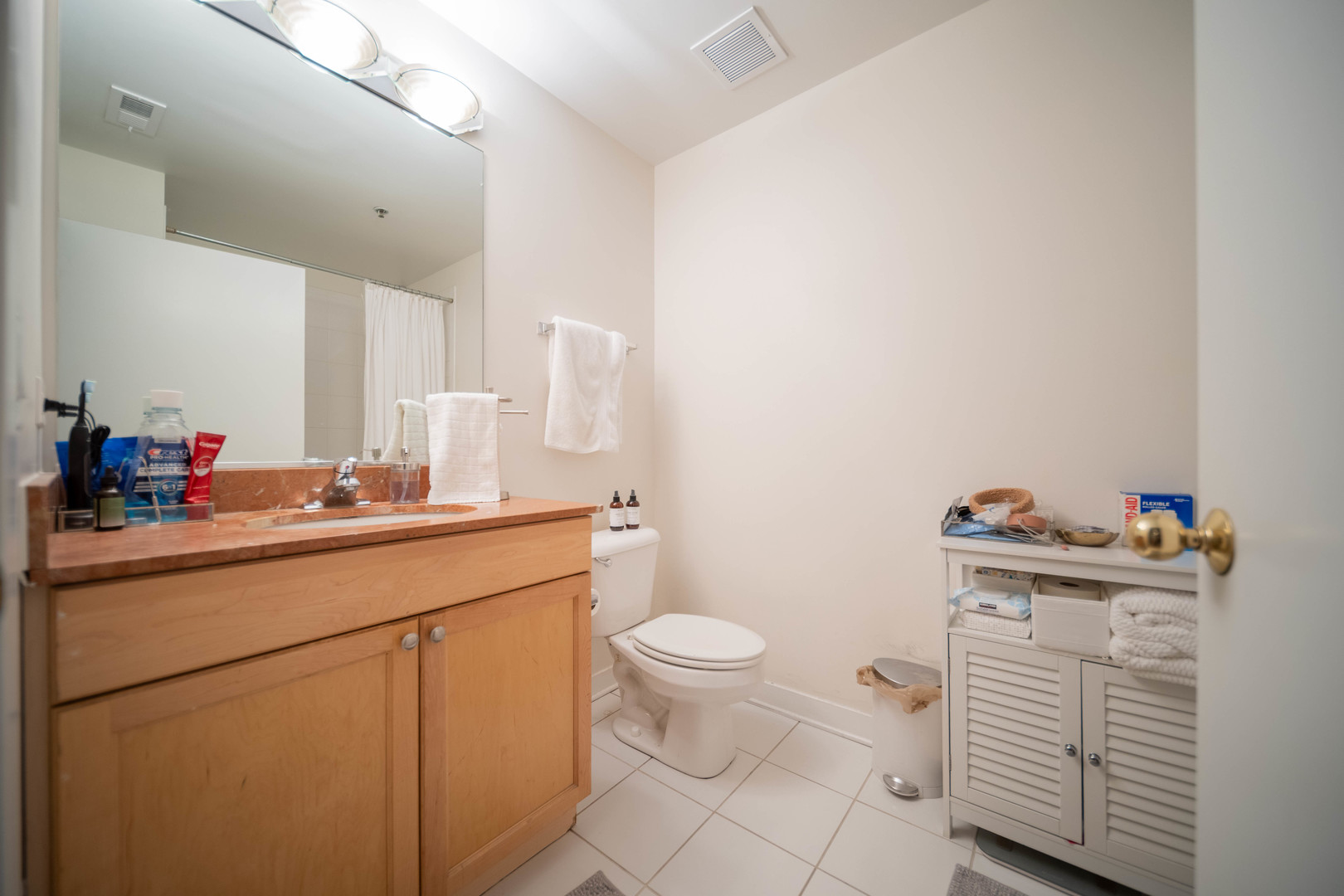 910 W Madison Street Unit: 504