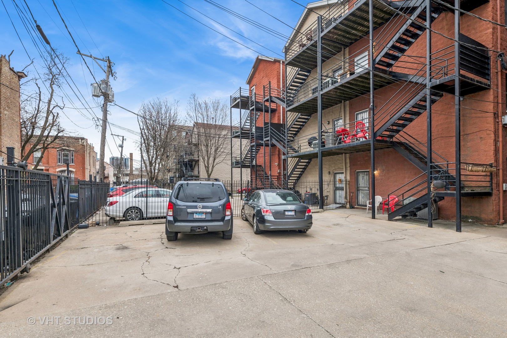 2336 W HARRISON Street Unit: 4