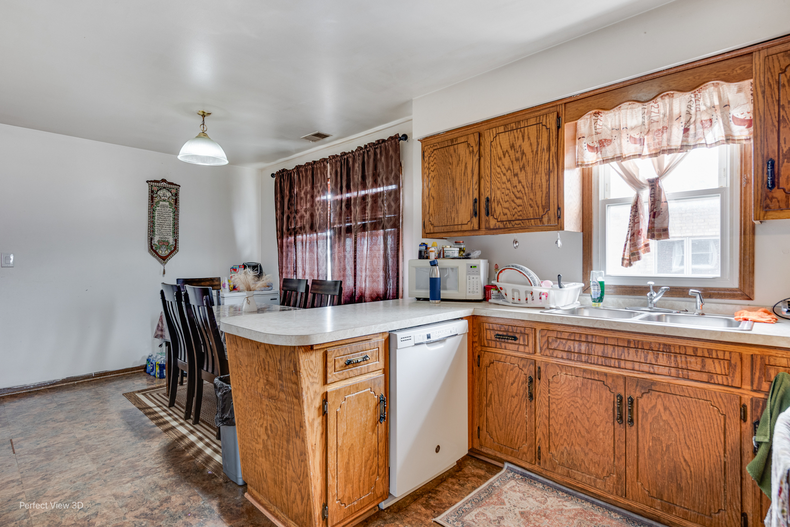 9821 S RIDGELAND Avenue