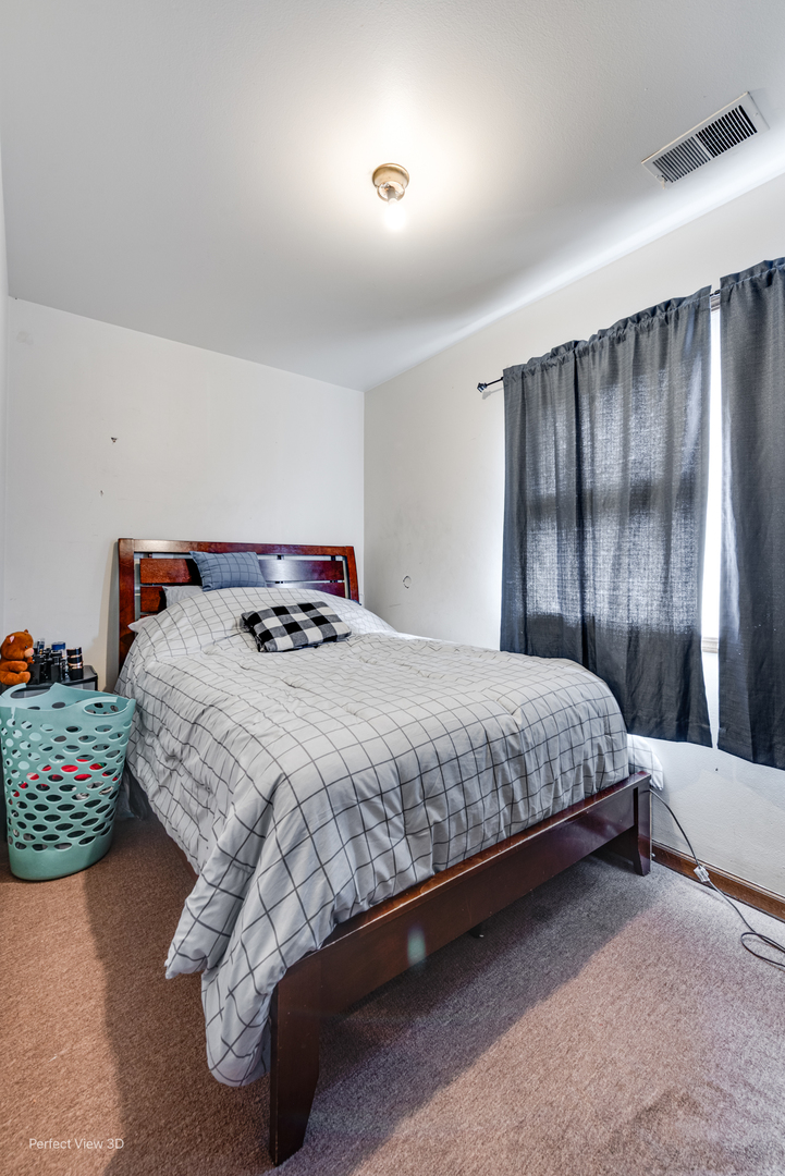 9821 S RIDGELAND Avenue