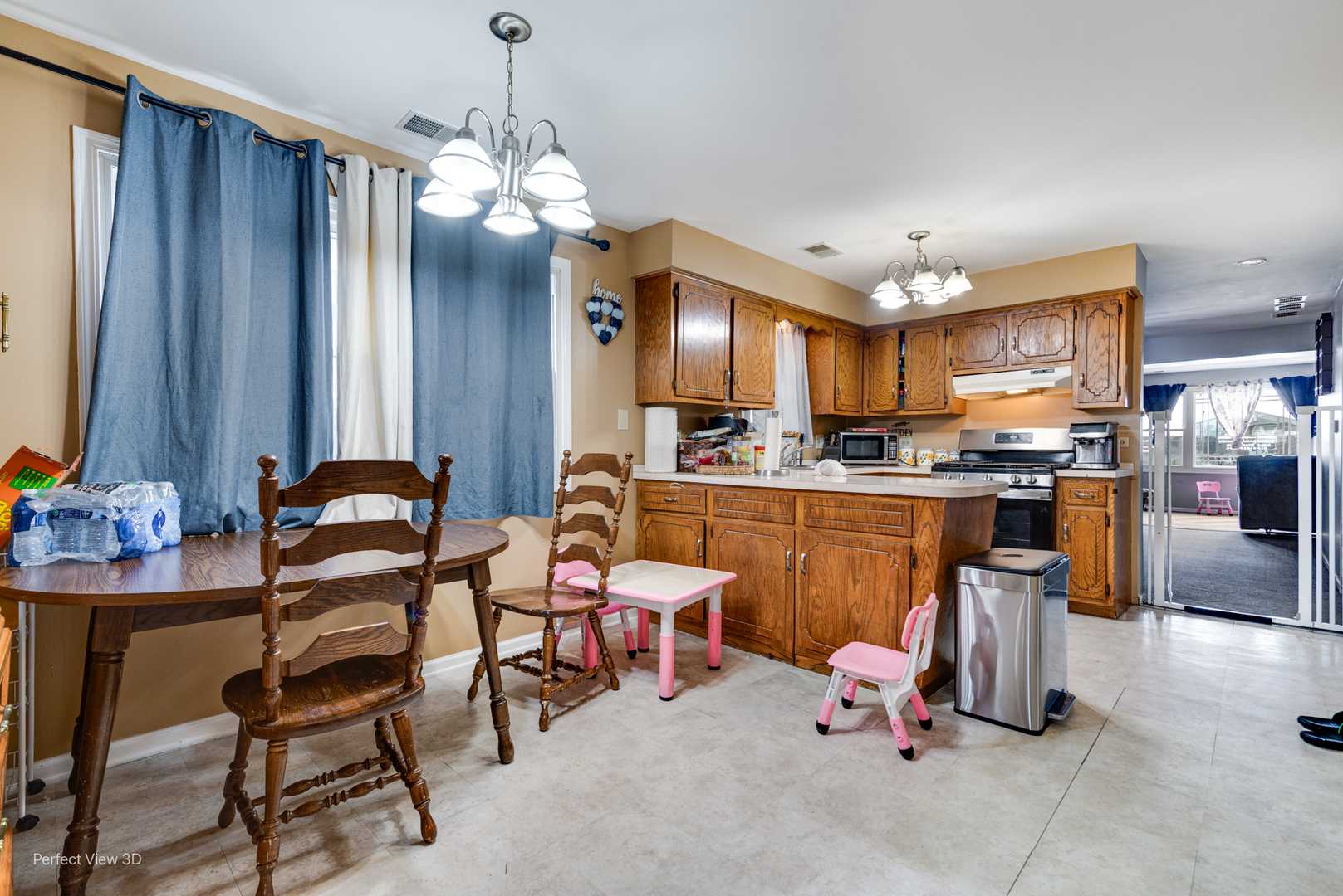 9821 S RIDGELAND Avenue