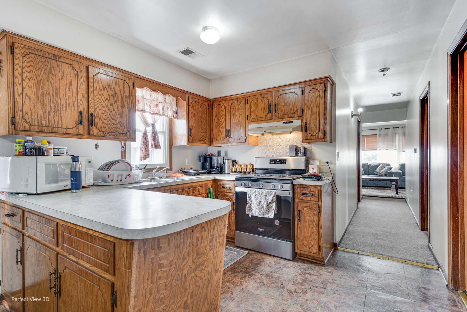 9821 S RIDGELAND Avenue