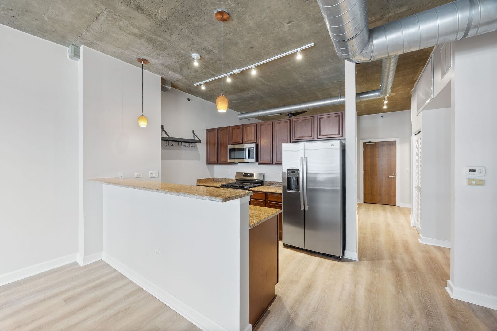 1305 S MICHIGAN Avenue Unit: 1406