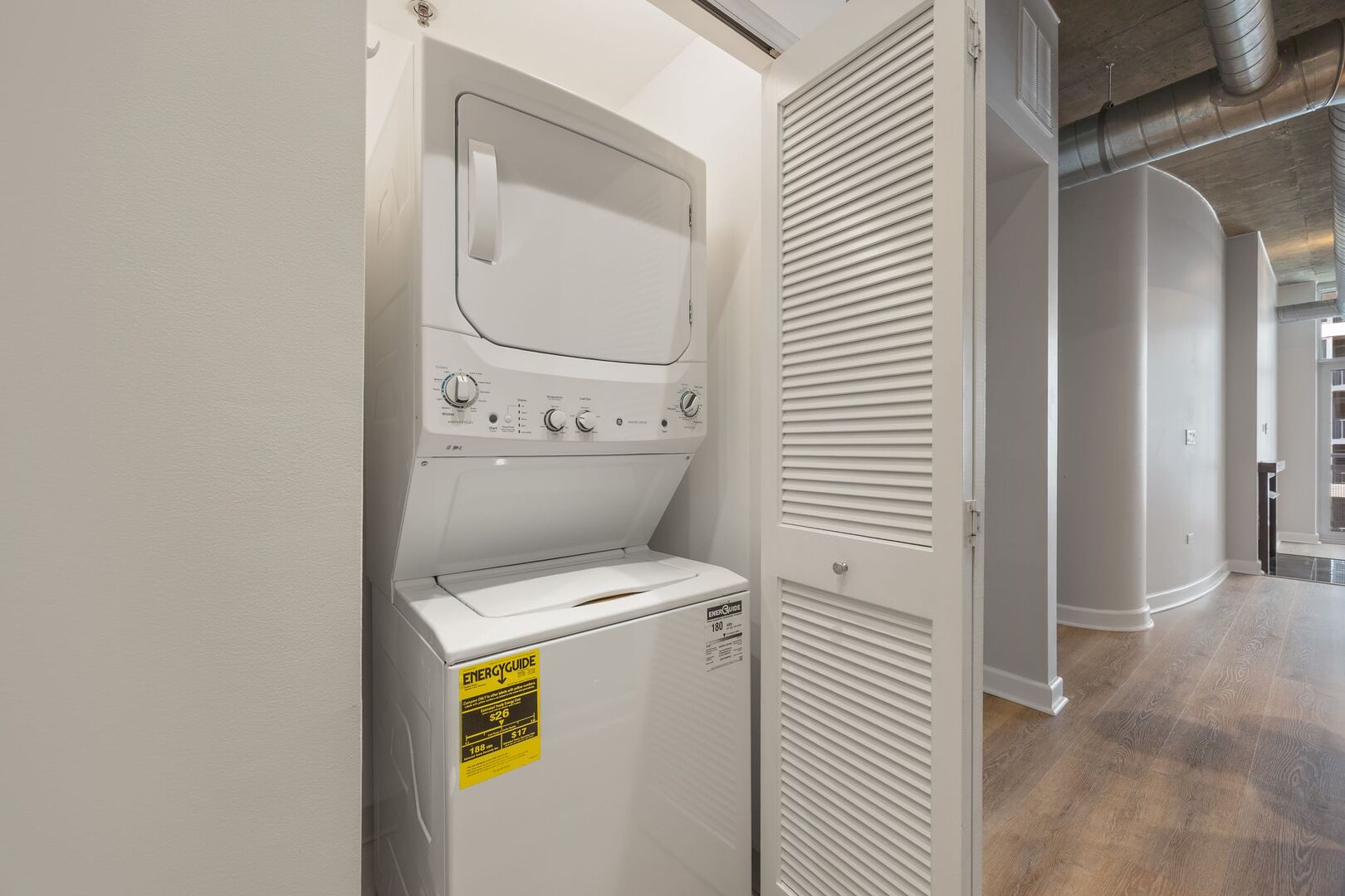 1305 S MICHIGAN Avenue Unit: 1406