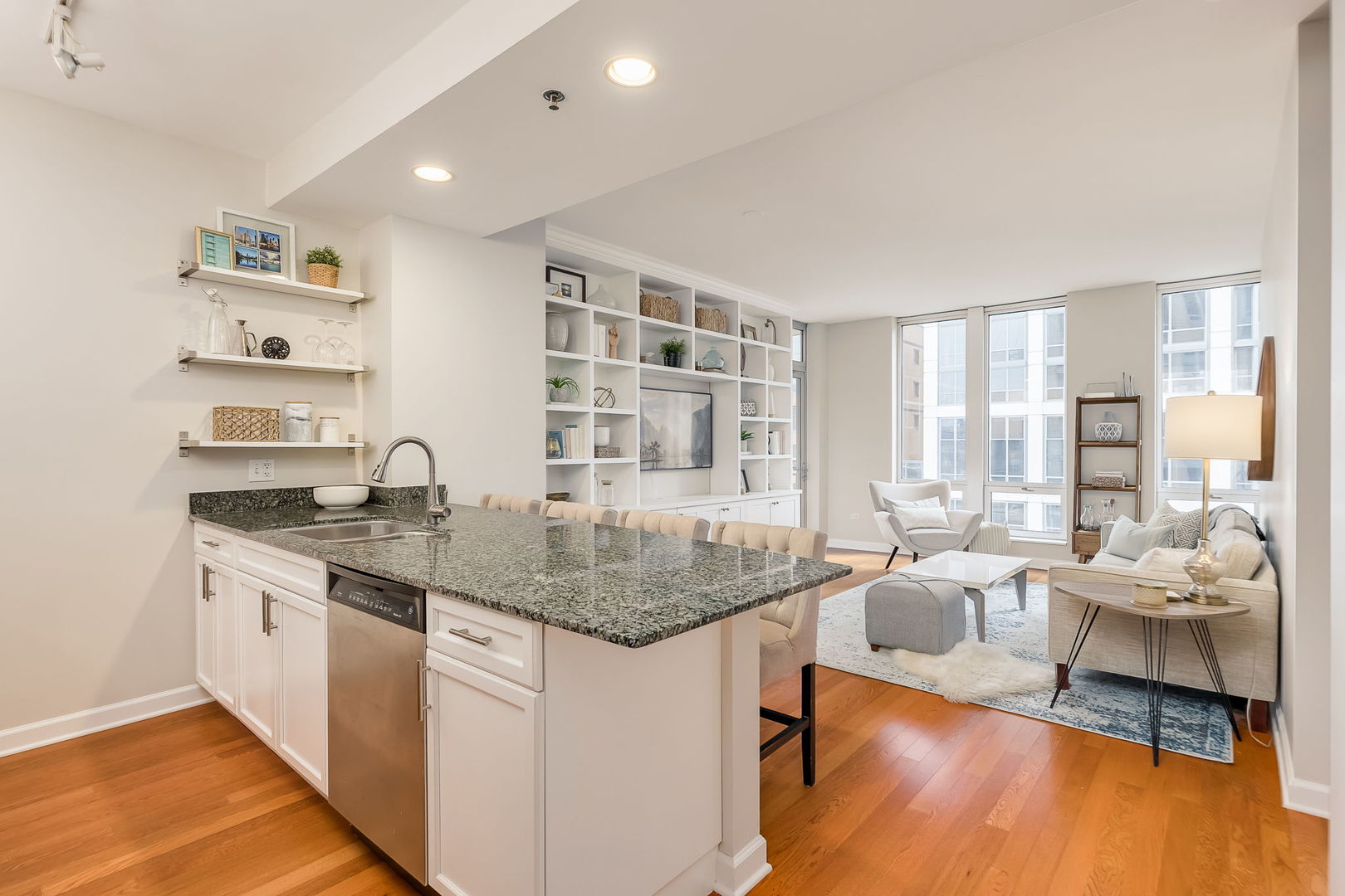 1250 S Michigan Avenue Unit: 800