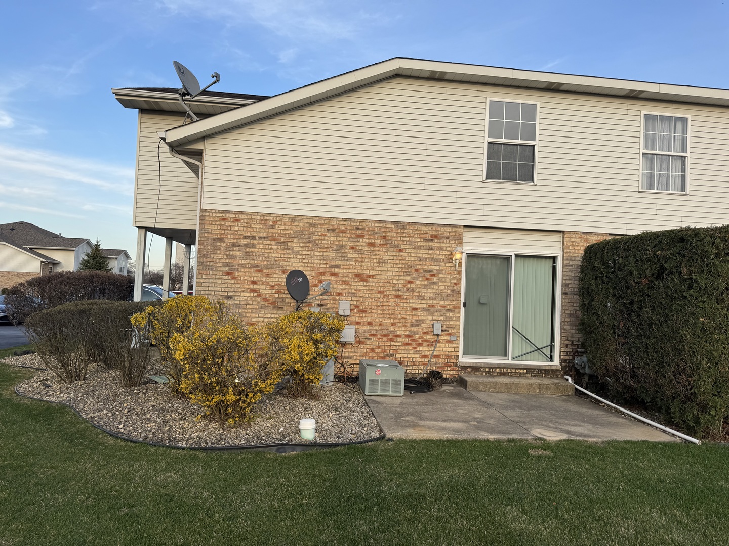 17892 Park View Drive