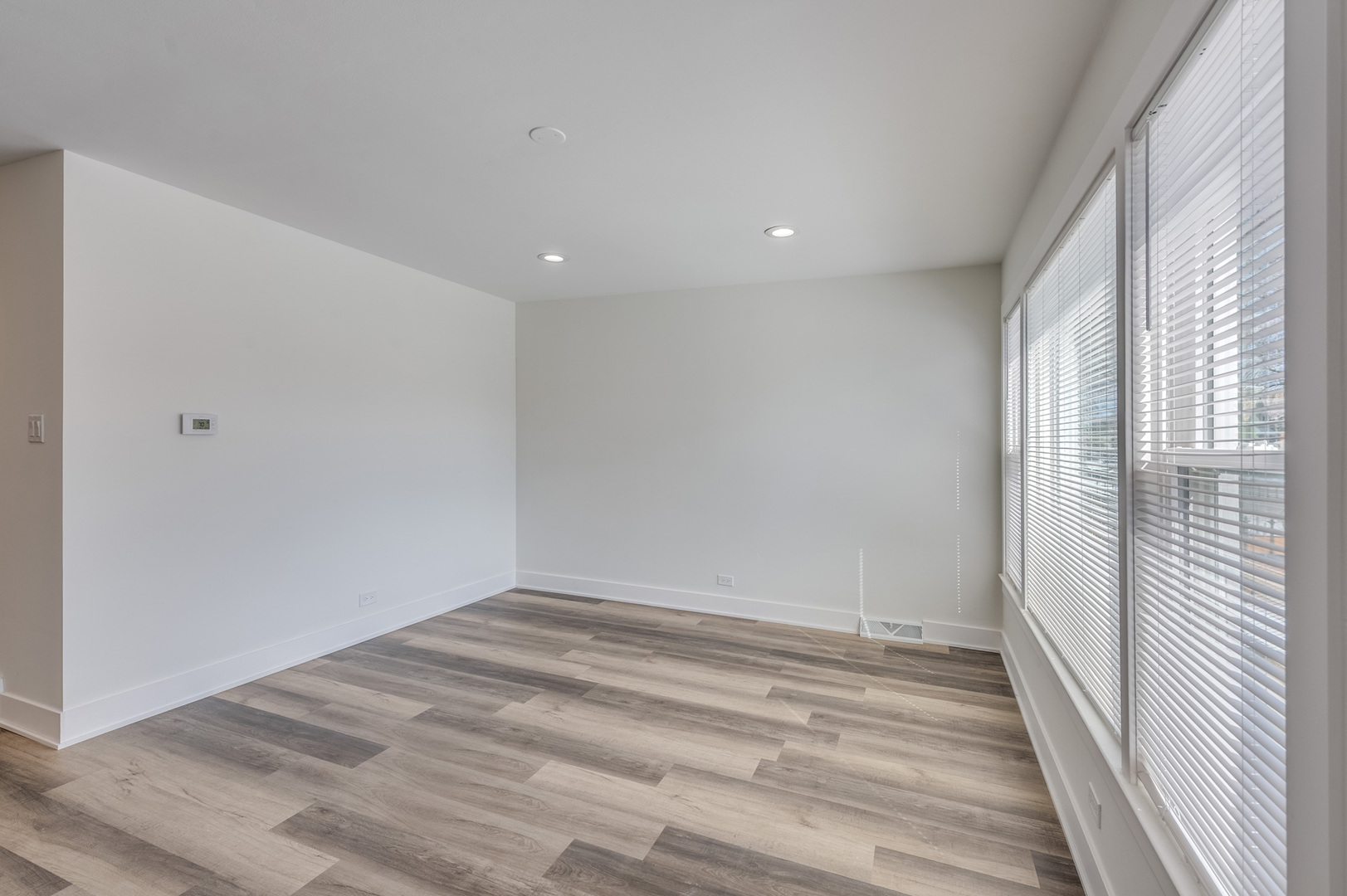 420 N Hamlin Avenue