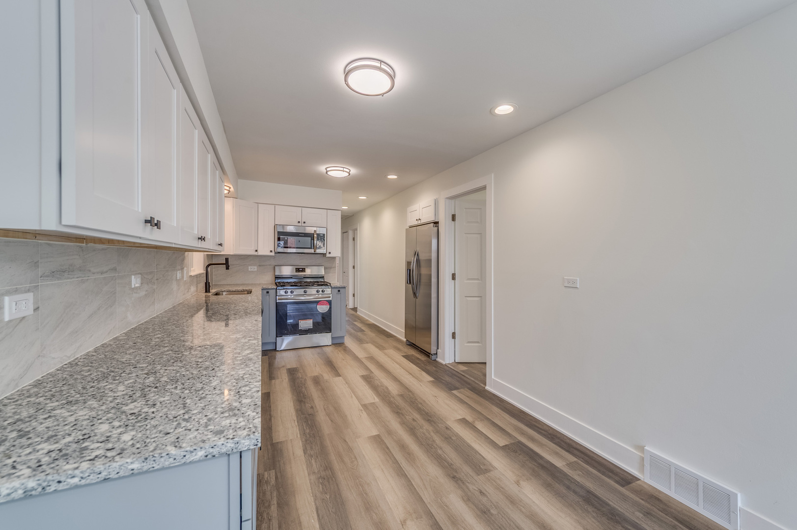 420 N Hamlin Avenue