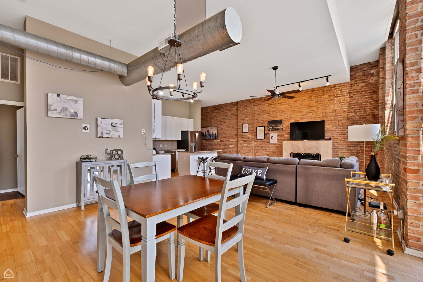 1631 S Michigan Avenue Unit: 310