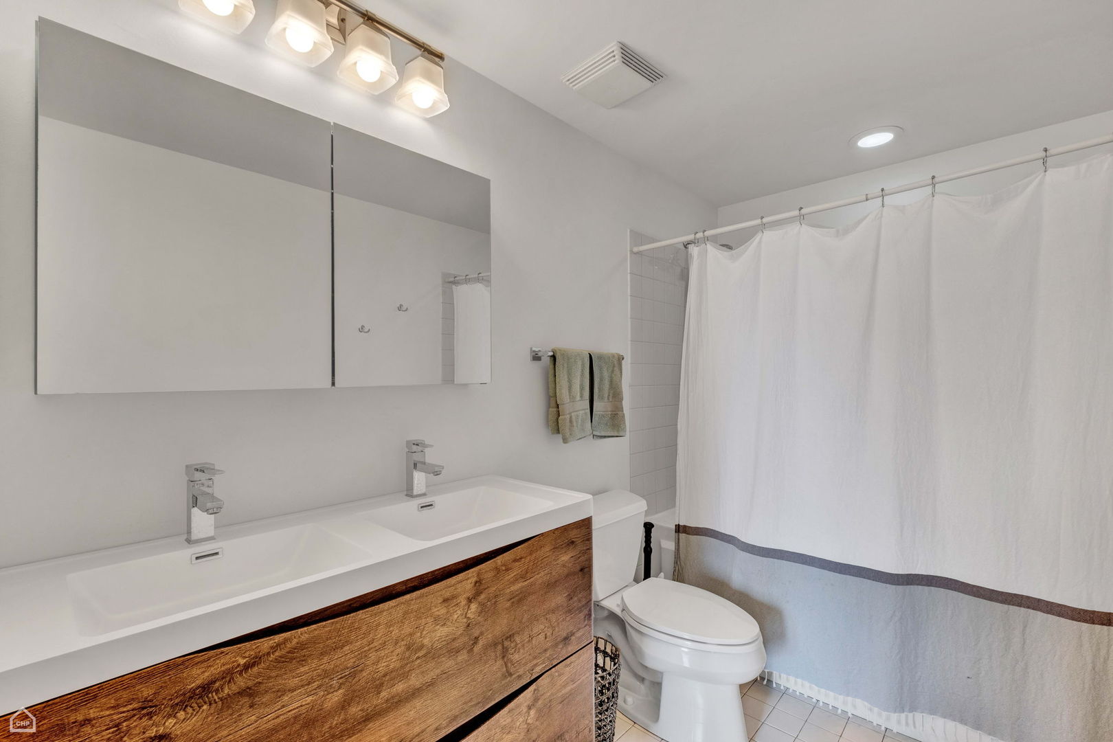 1631 S Michigan Avenue Unit: 310